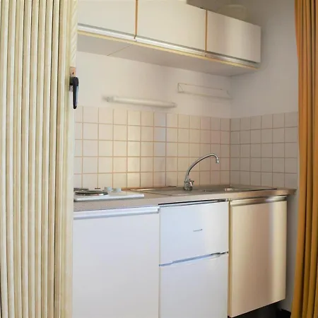 Sur Cavaliere Avec Terrasse, 1er Etage, 2 Couchages - Fr-1-251-80 Apartament Le Lavandou