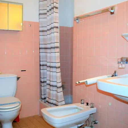 Sur Cavaliere Avec Terrasse, 1er Etage, 2 Couchages - Fr-1-251-80 르 라방두